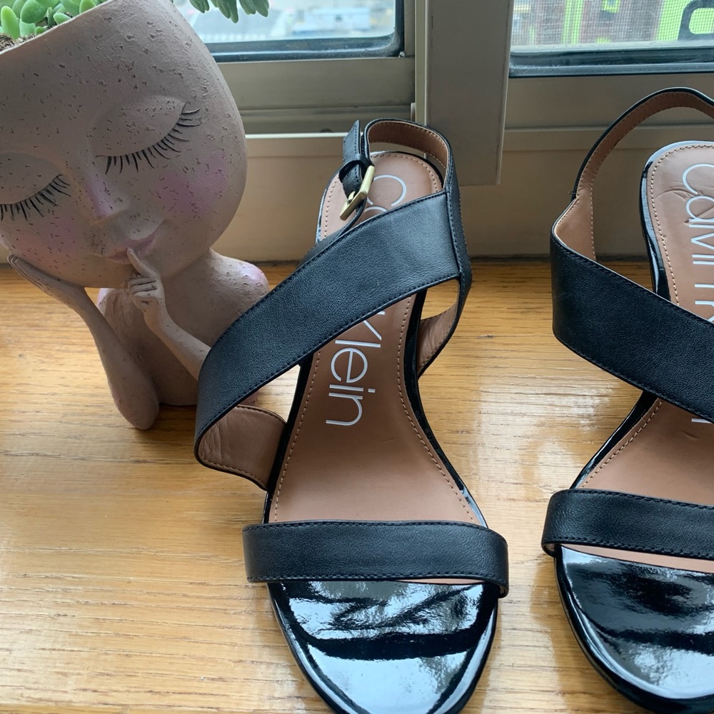 Calvin Klein Women's Fairy Dress Sandals